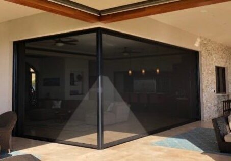 Angled_Retractable_Screens-256-1920-1080-100